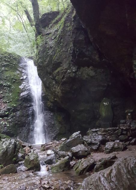 Ayahiro Waterfall